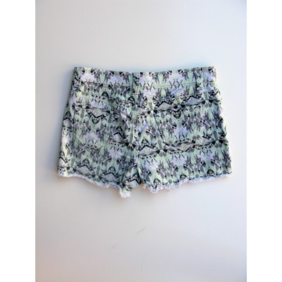 4/$25 Whitney Eve Printed Cut-Off Denim Shorts - Picture 3 of 3